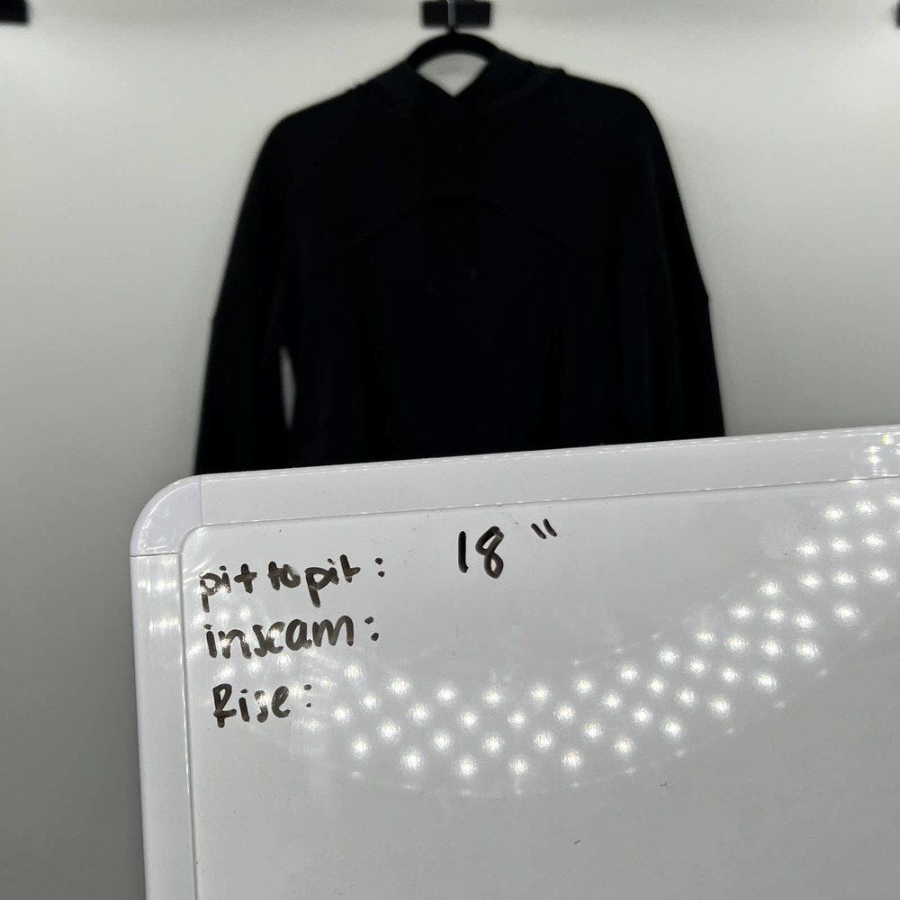 Lululemon Get Centered gray Softstreme Cut Out Hoodie - Picture 5 of 5